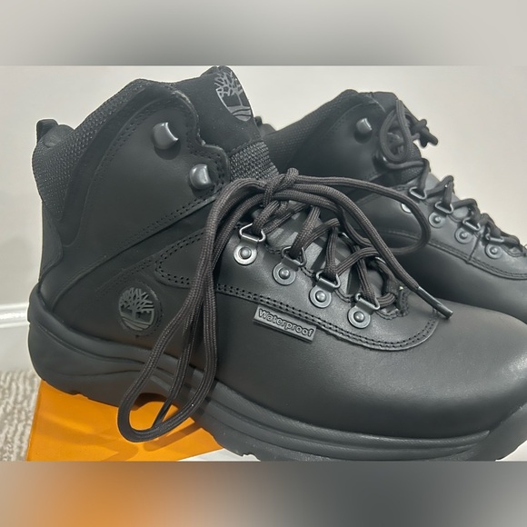 Timberland Men's White Ledge Waterproof Hiking Boot - Picture 5 of 11